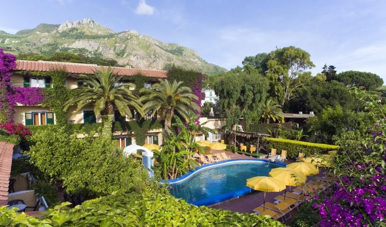 Hotel Terme Villa Angela - mese di Luglio - Hotel villa angela - vista dall'alto